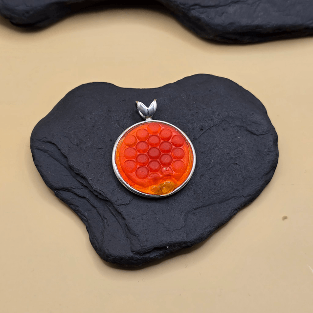 925 Ultra Rare Orange Seaglass Pendant – Sterling Silver (Dunbar Find, 25mm)